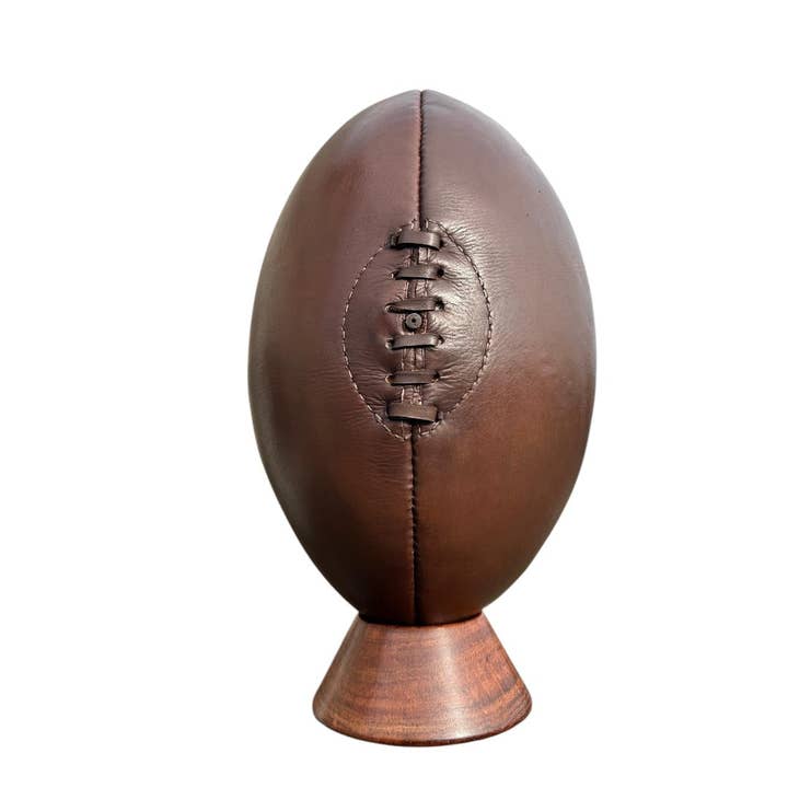SPORTGIFTZ – wholesale Decorative tabletop object – SPORTGIFTZ Leather Size 5 Rugby Ball with Display Stand ? A Classic for Fans & Collectors2