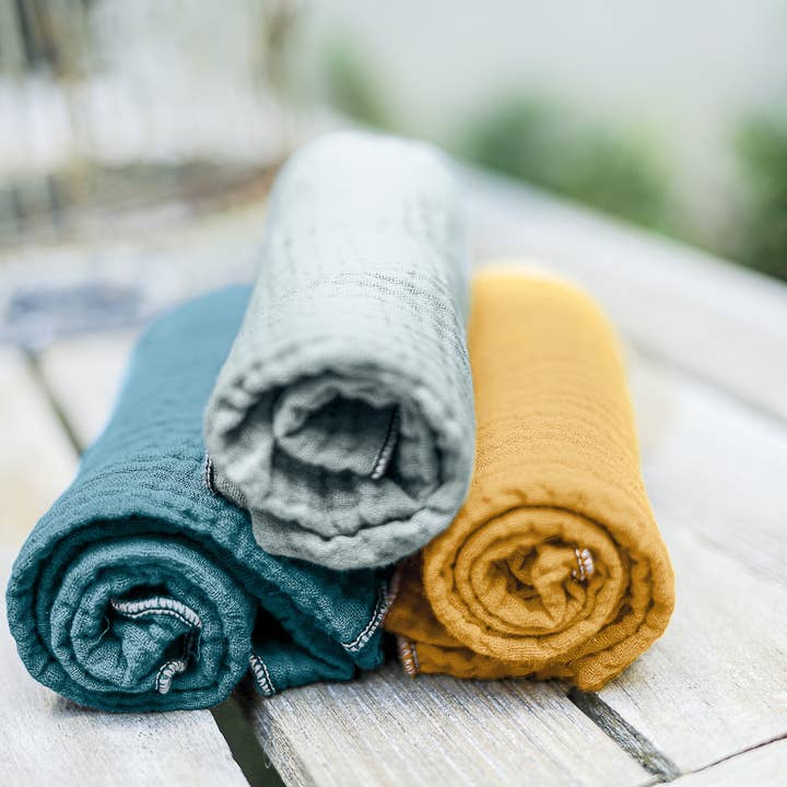 Blackbird Makers - Wholesale Dinner & Cloth Napkin - Bitty Cloth