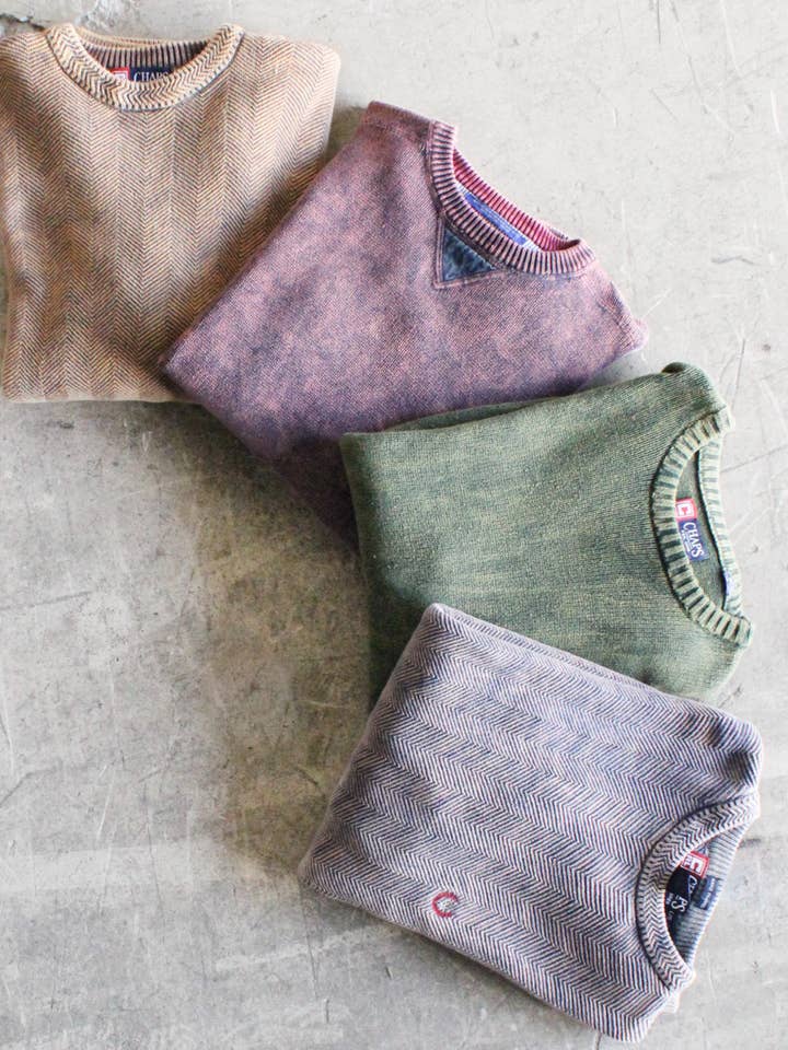 American Recycled Clothing - Wholesale Knitted jumper – unisex - Acid Wash Oversized Knit Sweater Bundle3