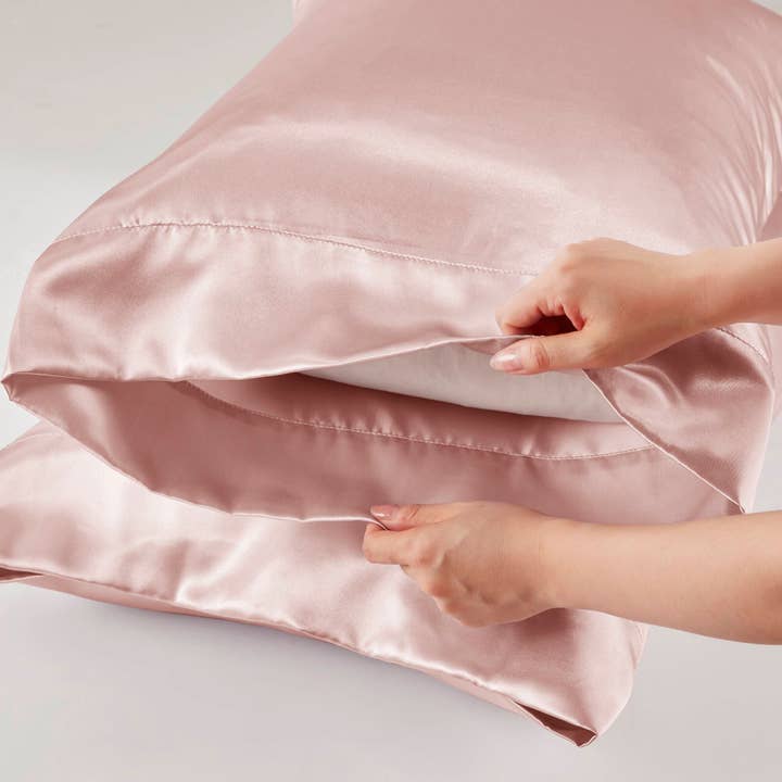 Olliix - Wholesale Sheet Set - Luxury Satin 6-Piece Sheet Set, Blush Pink14