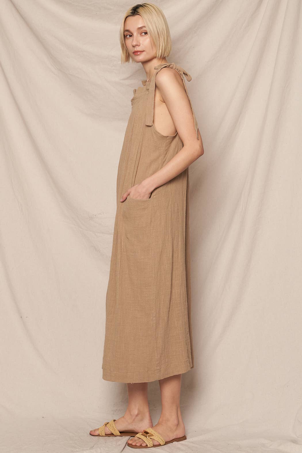 En Crème - Wholesale Jumpsuit - Women's - Ruched Neck Shoulder Tie Loose Fit Jumpsuit12