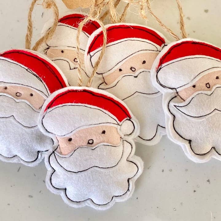 Hangende decoratie voor de kerstman voor wholesale door Stitching Rags