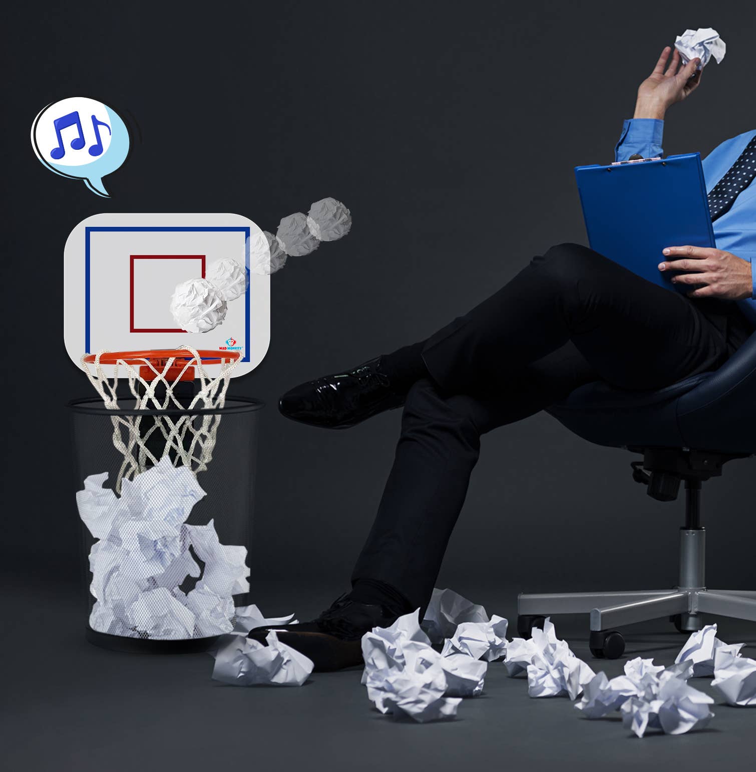 Mad Monkey GmbH - Wholesale Sporting Accessories - Mad Monkey - Clip-On Basketball Hoop for the Trash Can1