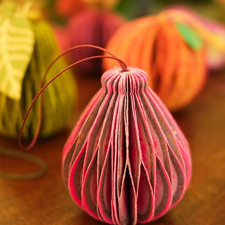 East End Press - Wholesale Ornament - Fig Honeycomb1