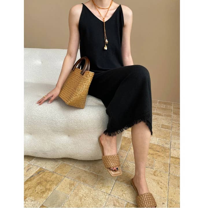 UZ Wholesale Store - Wholesale Gown - Women's - V Neck Long Sleeveless Knit Dress3