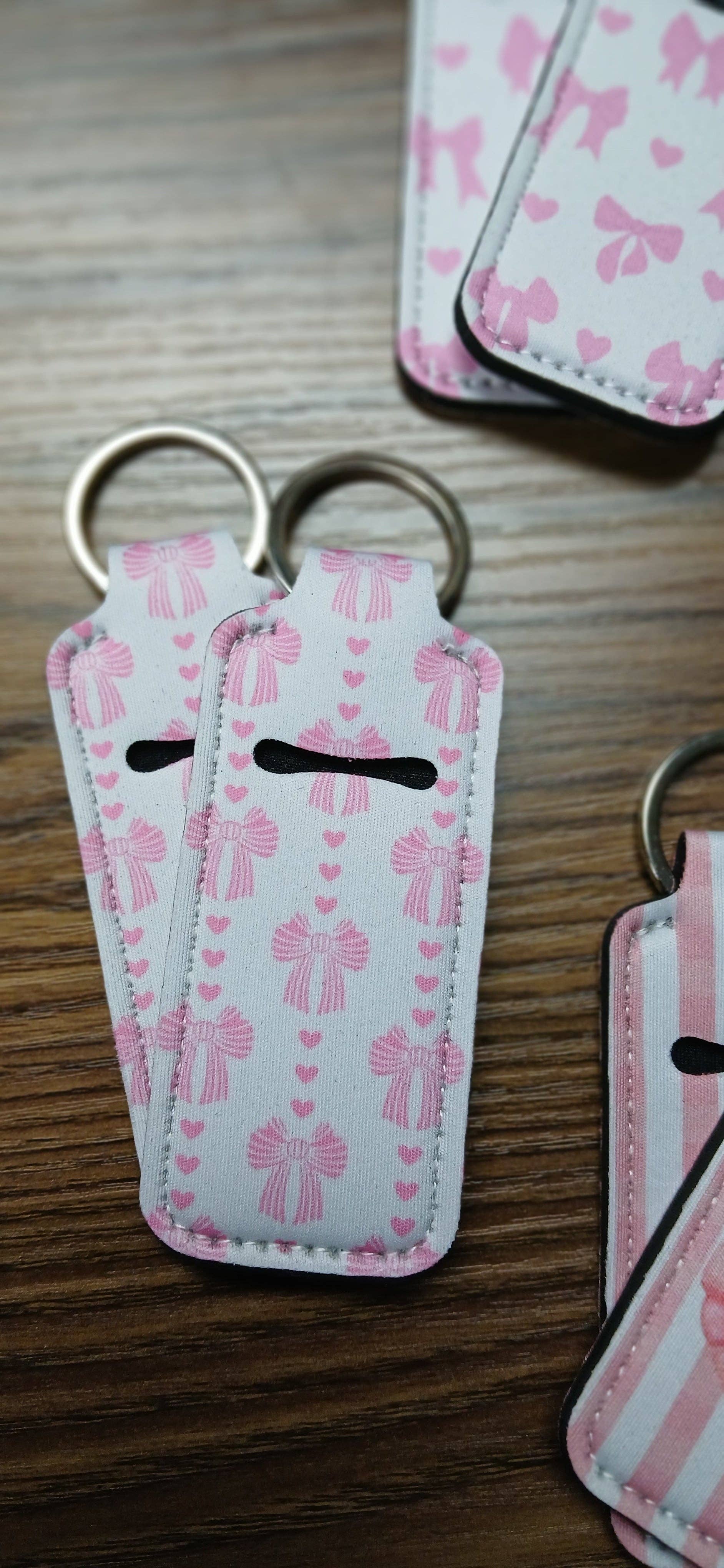MadeByHBK - Wholesale Keychain - Unisex - Heart and Bows Lipgloss Keychain Holders2