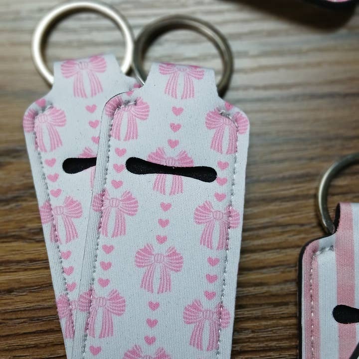 MadeByHBK - Wholesale Keychain - Unisex - Heart and Bows Lipgloss Keychain Holders2