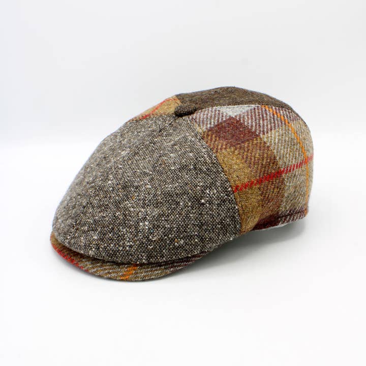 HO52MA – Brown Checked Newsboy Cap – Made in Italy for wholesale by LOOWIE