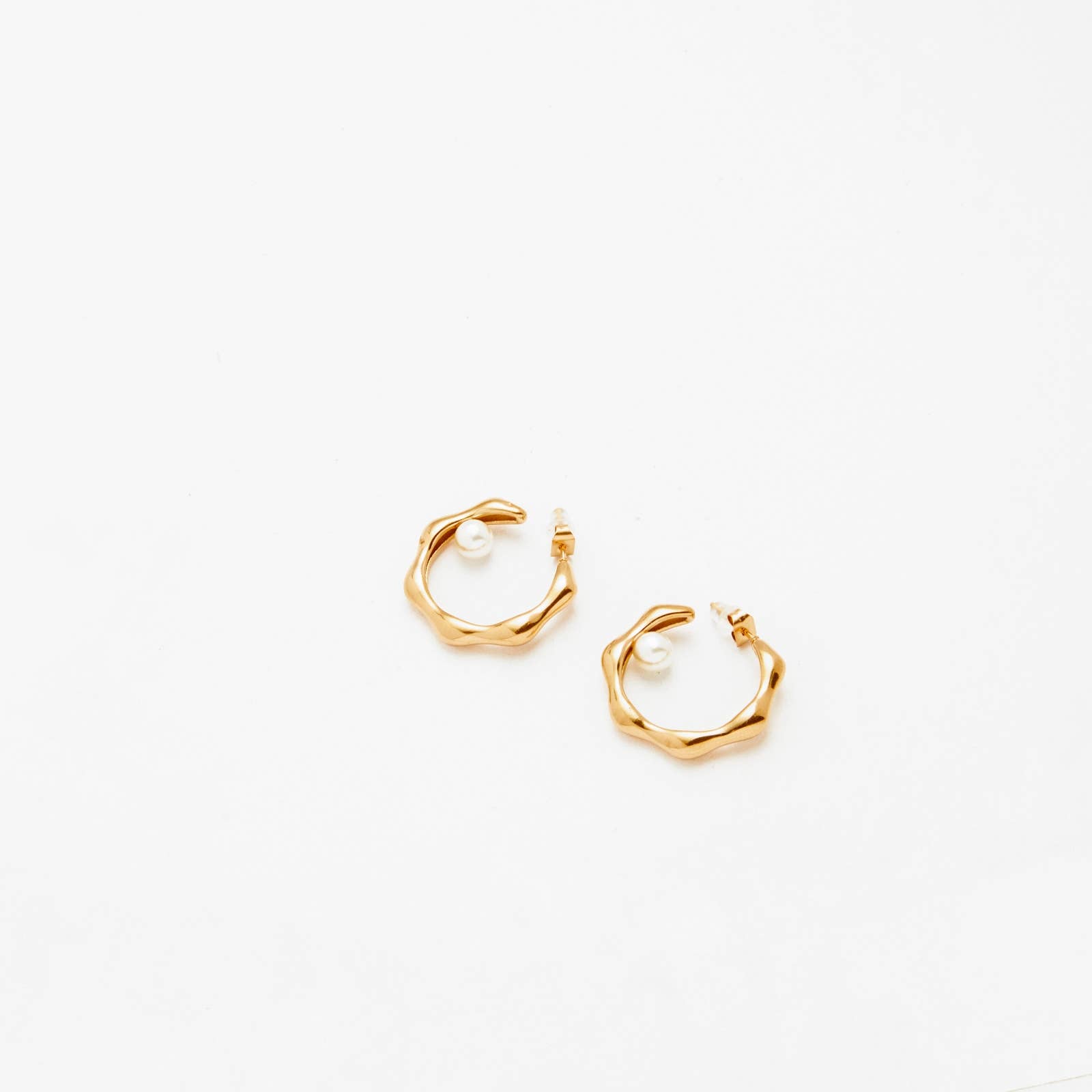 Lovelika - Wholesale Single Earring - Hoop earrings - Kyra1