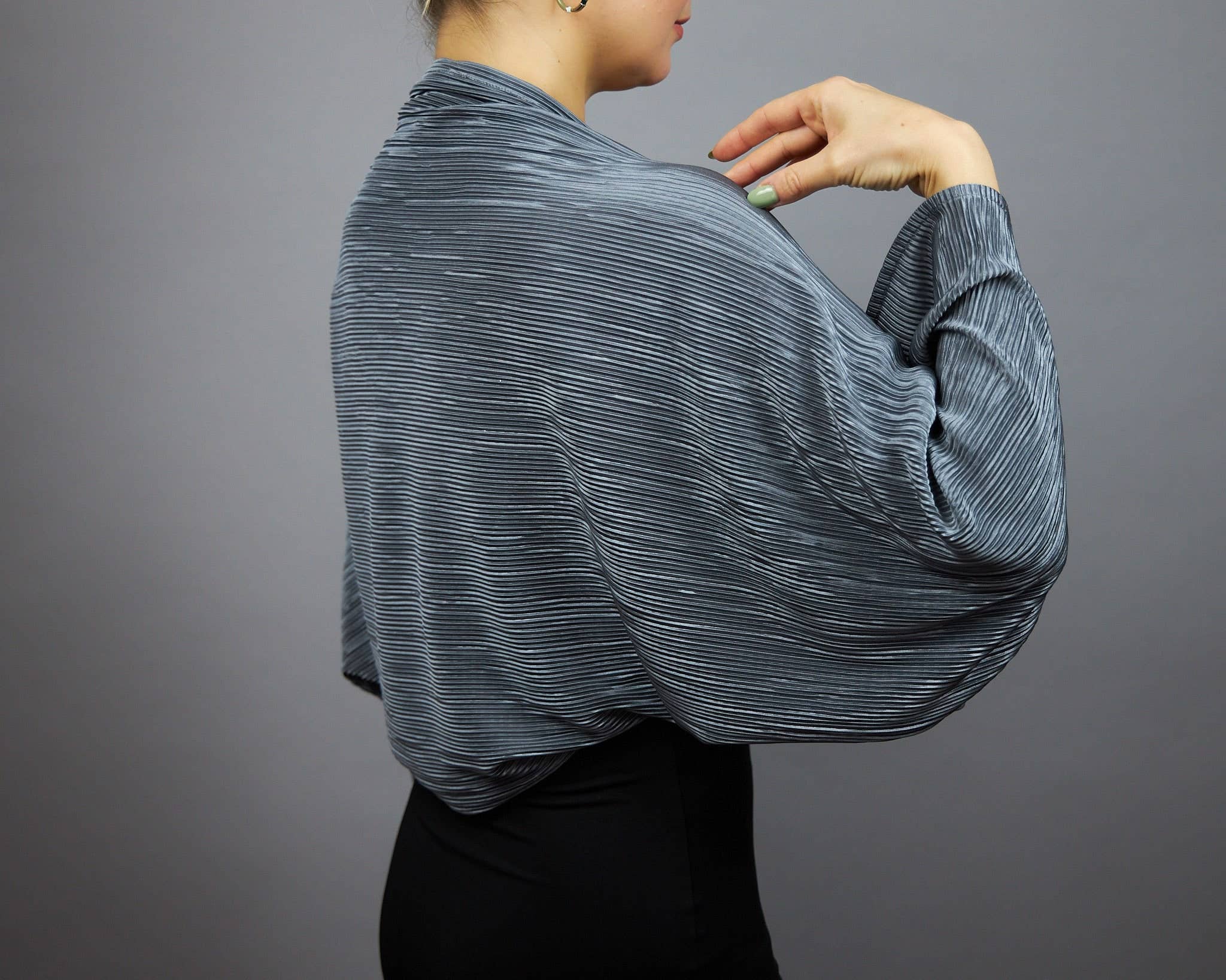 BridalSpain - Wholesale Capelet - Dames - Zwarte of Grijze Stretch Capelet Omslag Shrug Bolero Jas4