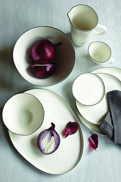 Canvas Home – wholesale Platter – Abbesses Blue Small Platter4