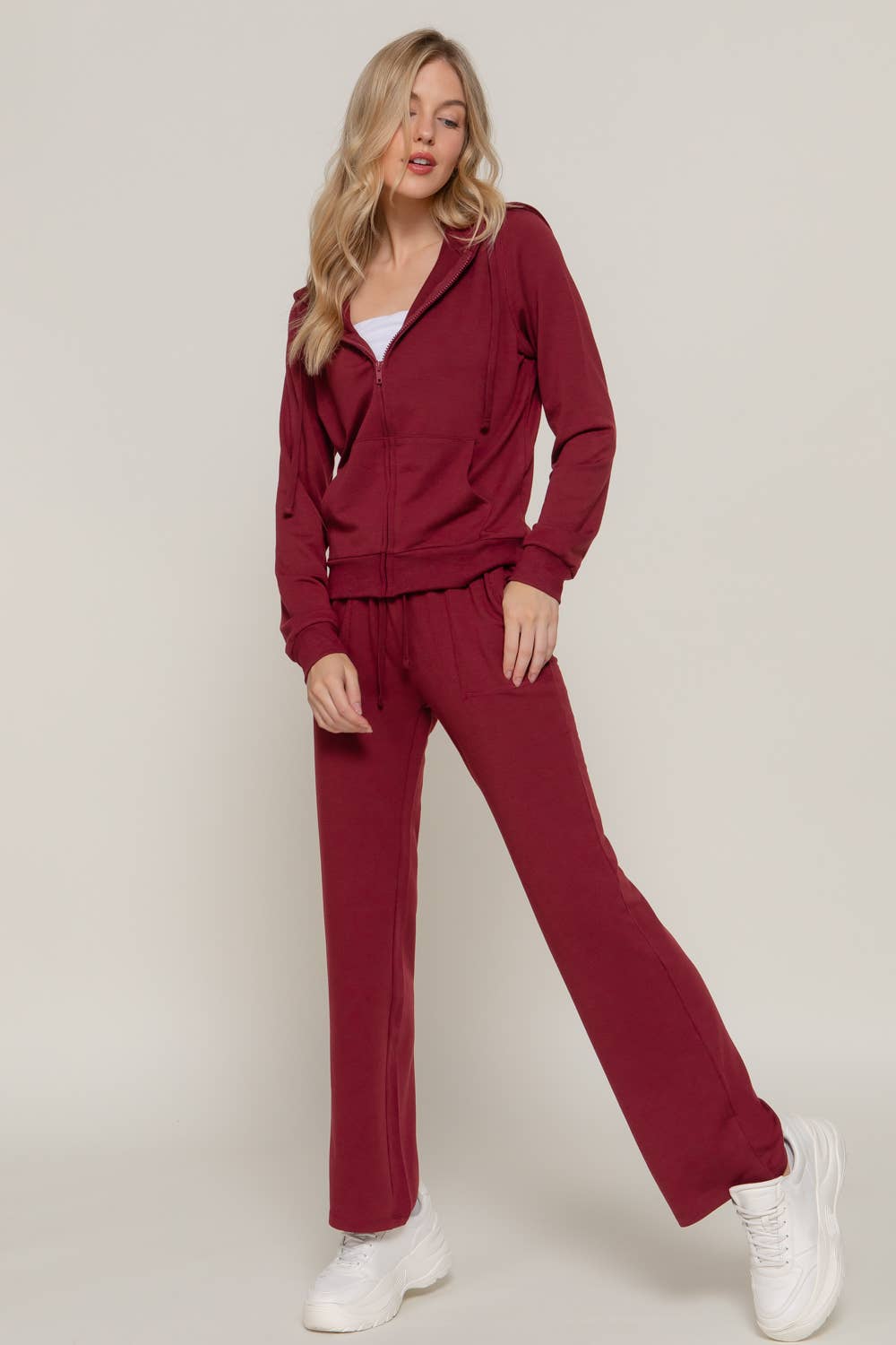 Active Basic | Active USA - Wholesale Lounge Set - Women's - Long Sleeve Hoodie Jacket & Pants Sweatsuit Set  32