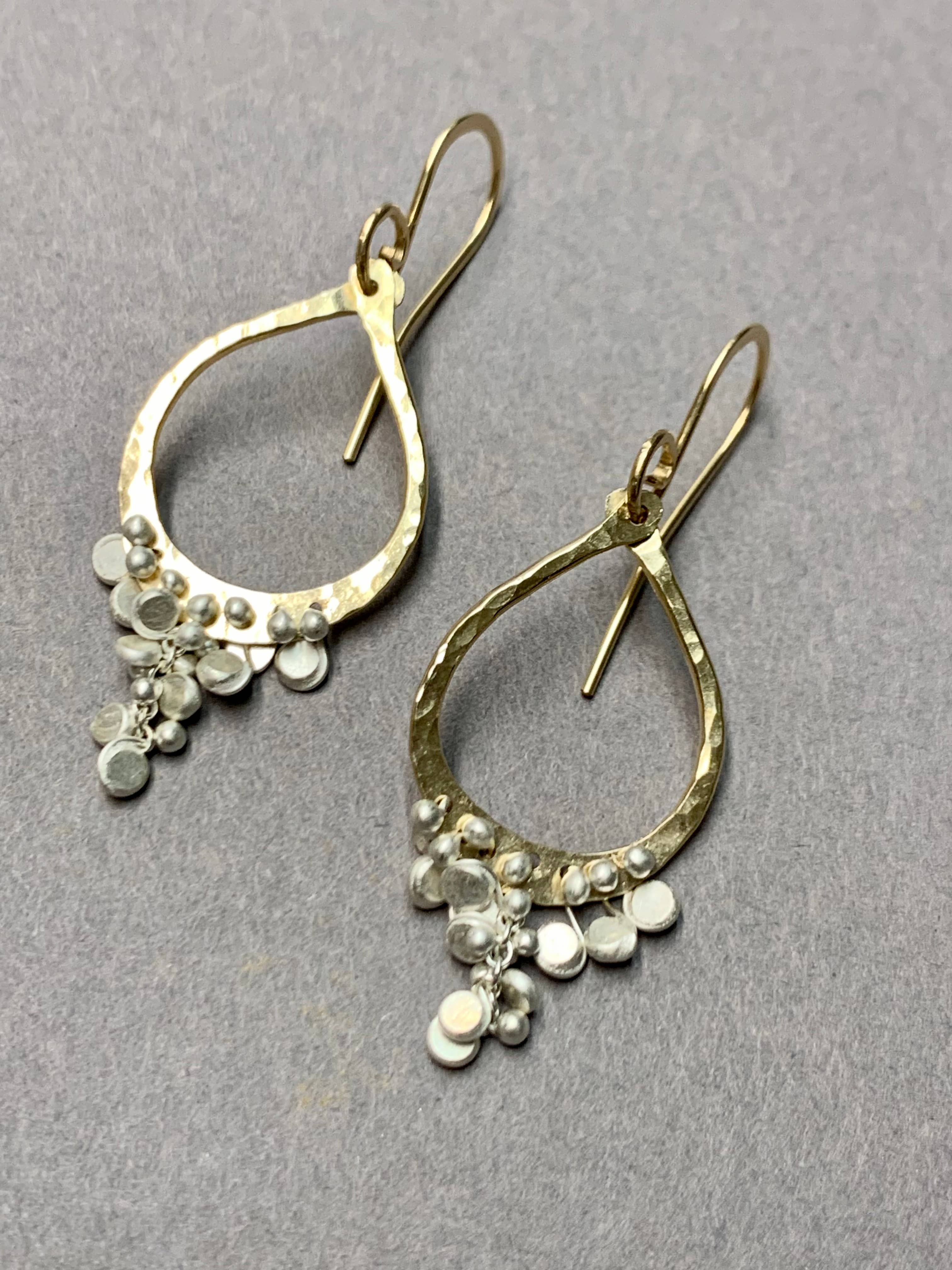 YedOmi Jewelry - Venta al por mayor Pendientes colgantes - Pendientes pequeños con confeti de lágrima2