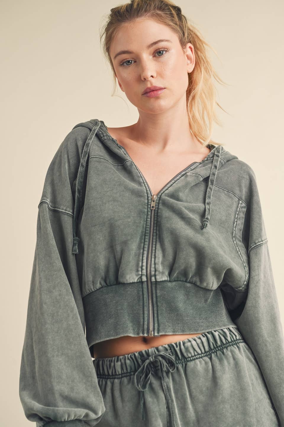 KIMBERLY C - Wholesale Hoodie - Women's - Mineral Wash Zip-Up Hoodie1