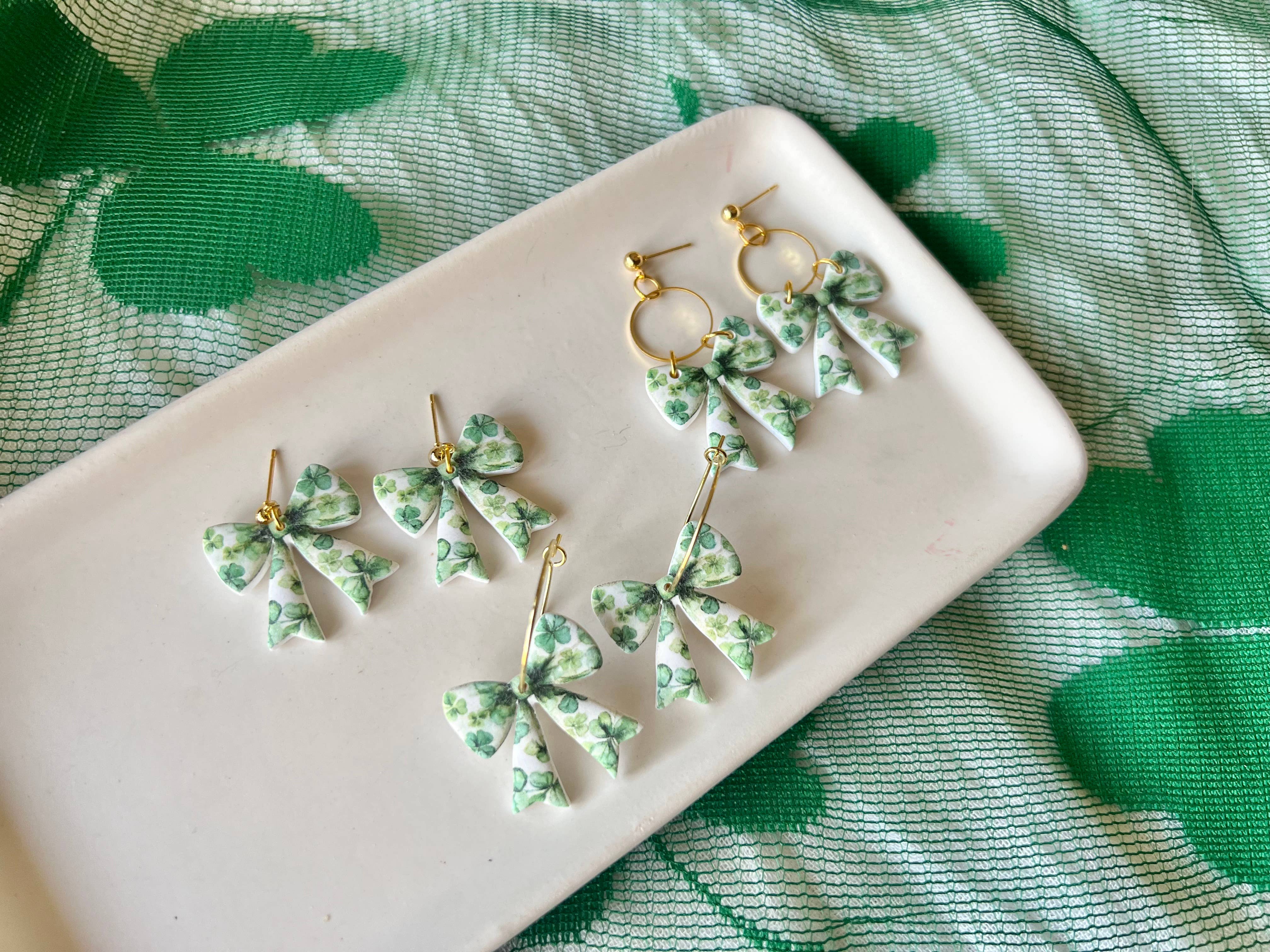 SeizeTheClayJewelry - Vente Boucles d'oreilles pendantes - Boucles d'oreilles nœud trèfle, Boucles d'oreilles nœud trèfle à quatre feuilles, Nœud porte-bonheur8