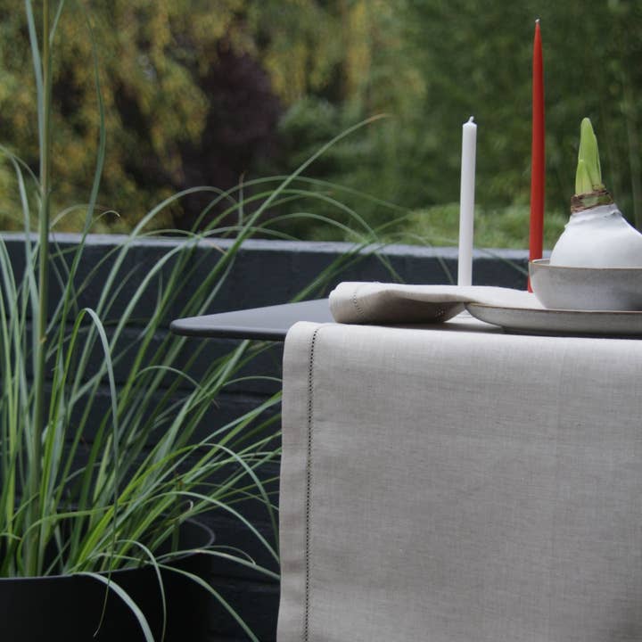 100% linen jacquard tablerunner - atlas - natural for wholesale by Ju-Lein