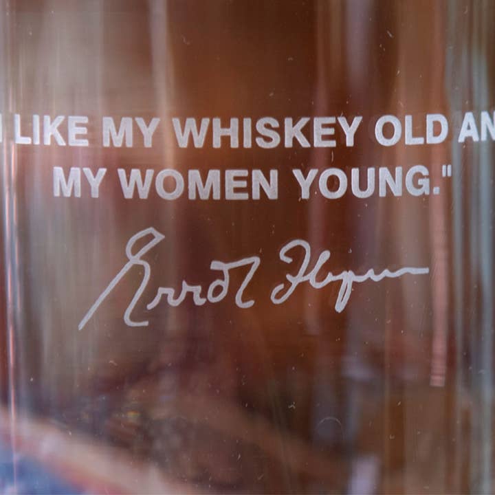 A to Z Imaging and Design - Vente Verres à cocktail/alcool - Verre à citation Errol Flynn1