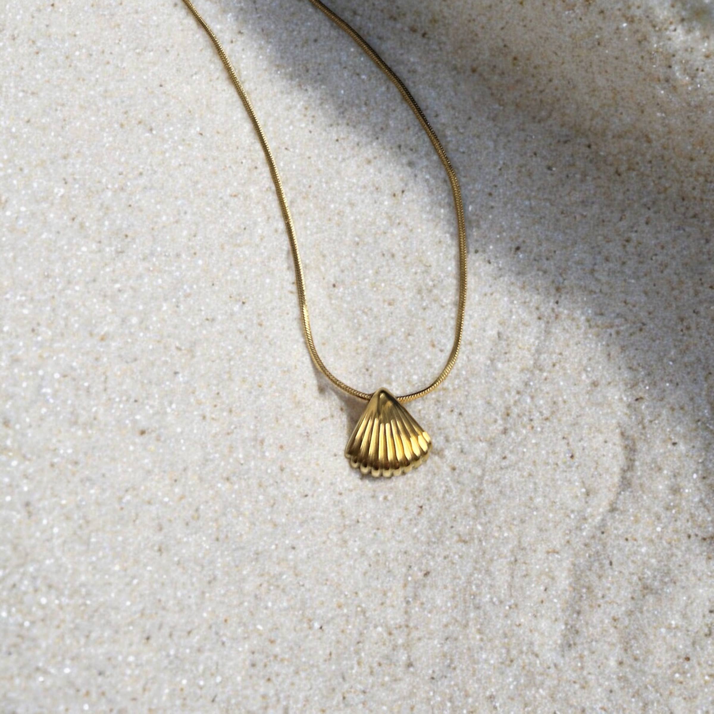 Boem Collection - Wholesale Pendant/Charm Necklace - Isla Necklace2