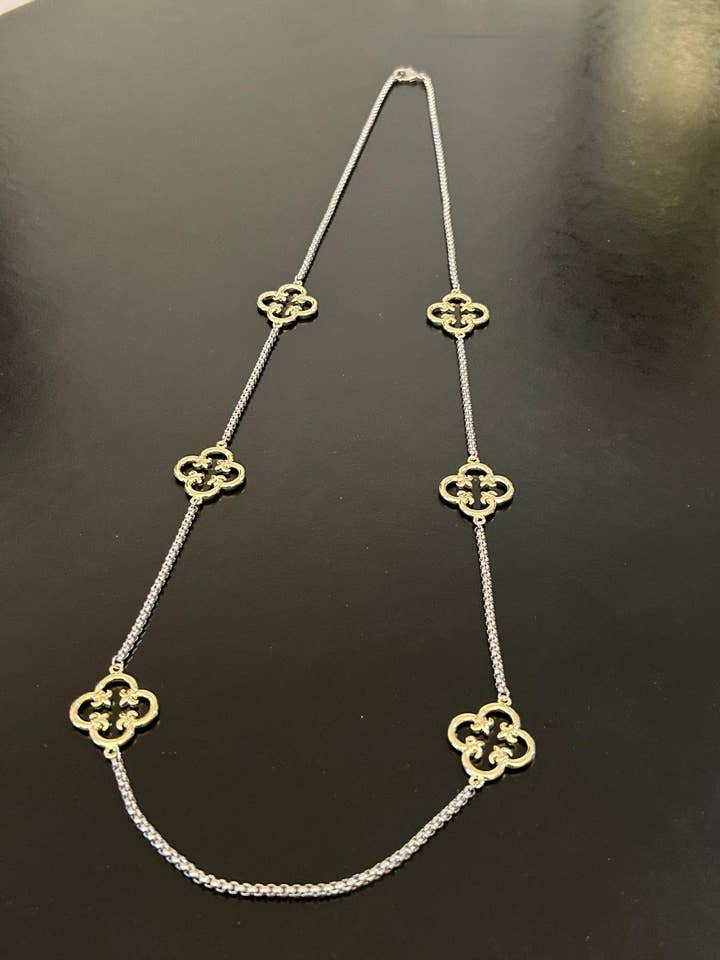 Classy Flower Motif 2 Tone Necklace for wholesale by D LINE