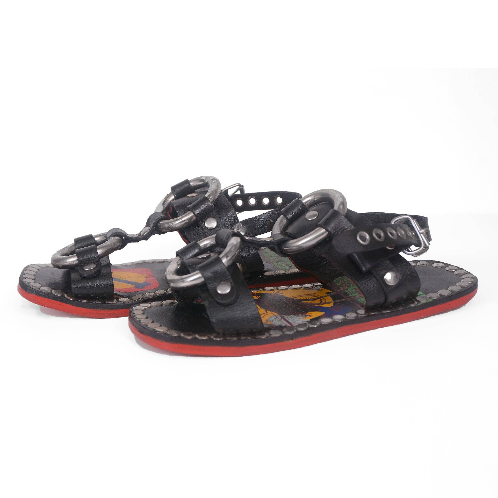 Bønes and Balløøns - Vendita all'ingrosso Sandali - Unisex - Sandali in pelle rivettata unisex neri fatti a mano4