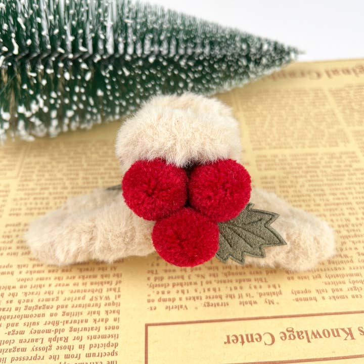 TheDivaSoap - Wholesale Hair Clip - Women's - Plush Pom Pom Christmas Hair Clips5