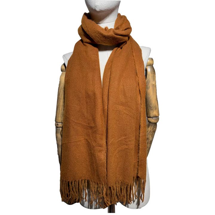 🧣✨ Long Scarf with Fringes 🌬️❄️ for wholesale by Domoflor s.l