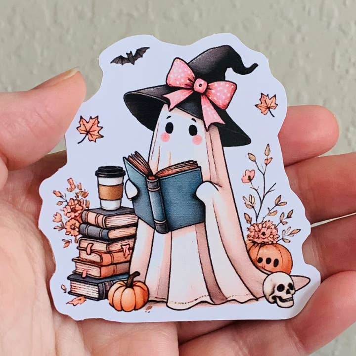 Fantôme avec café et livres - Autocollants/Magnet Ghost d'automne pour la vente par Oily Graphic Creations