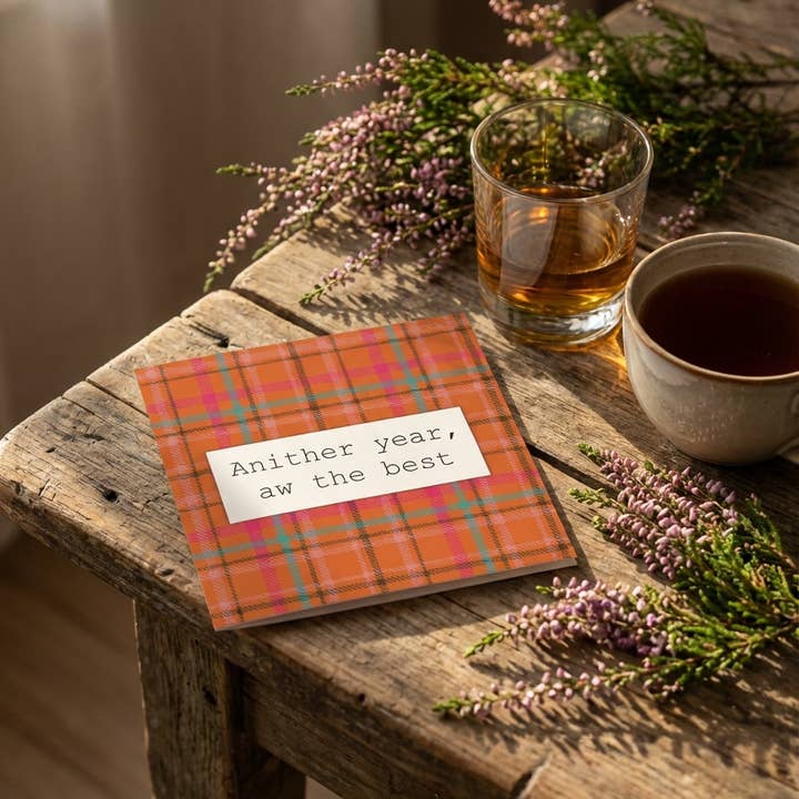Carte d'anniversaire écossaise - Carte d'une autre année pour la vente par Ilana Ewing Designs