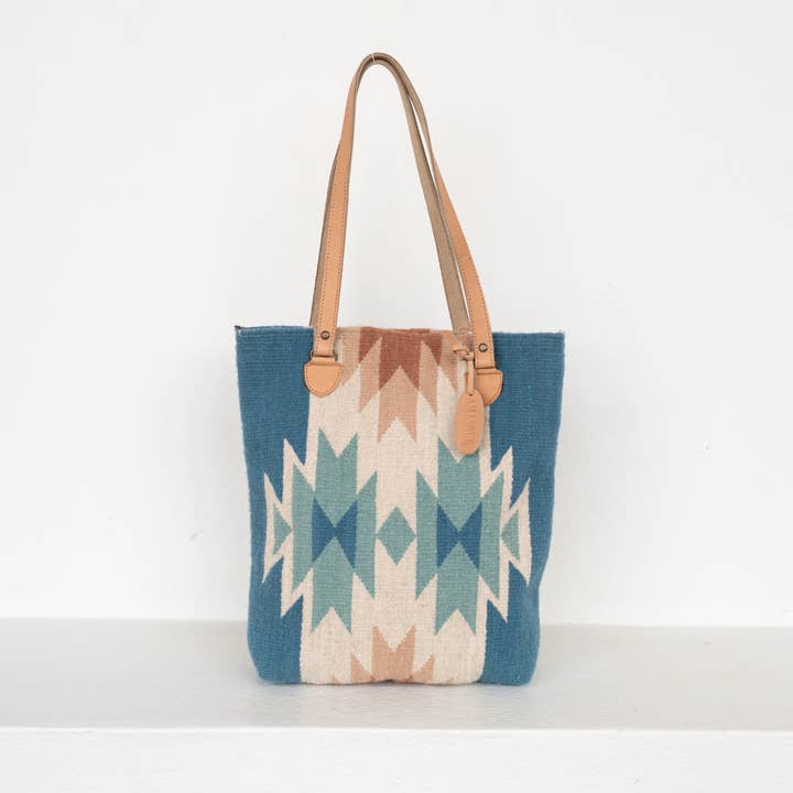 Playa Bucket Tote for wholesale by AMASOUK