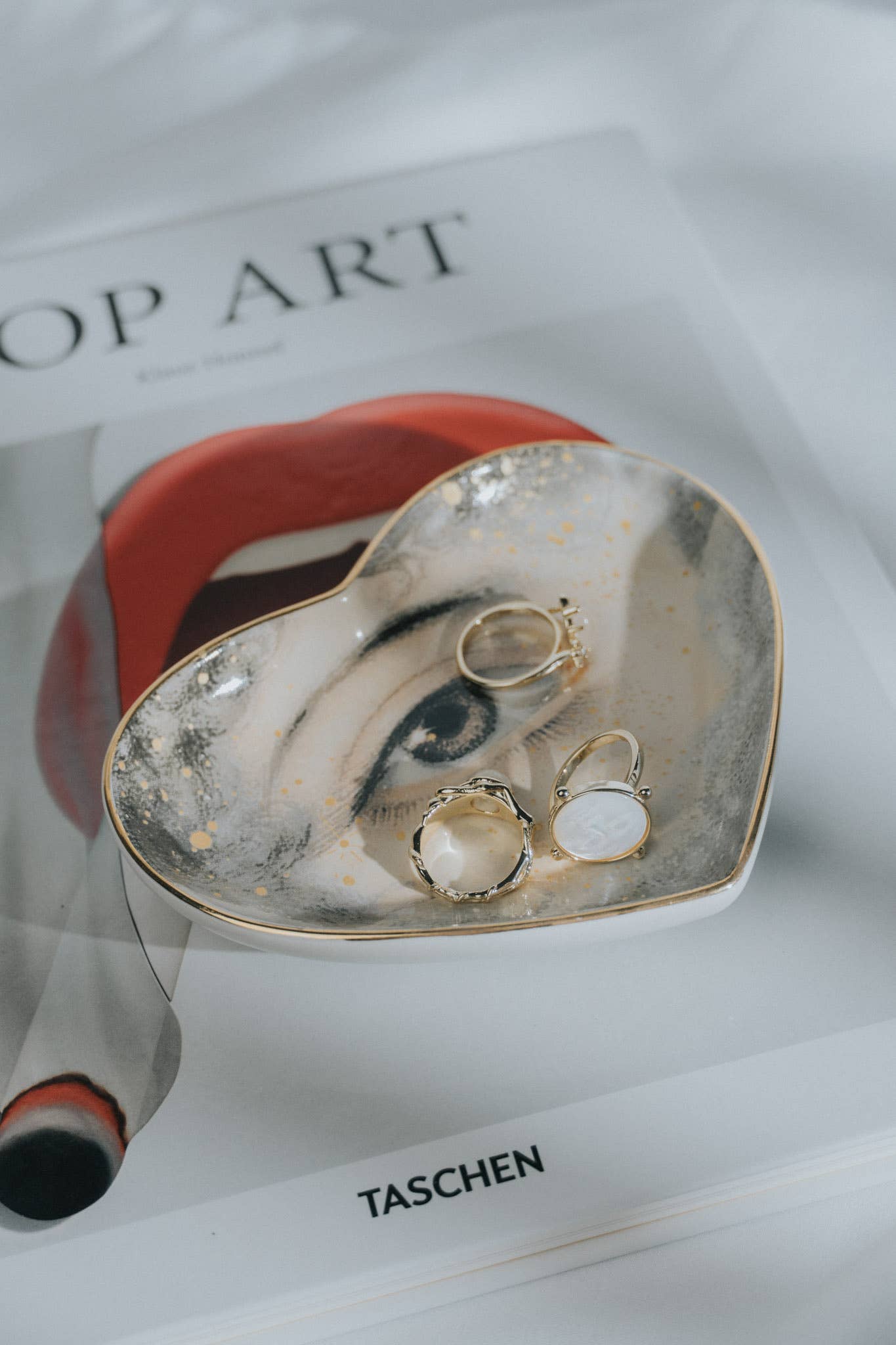 Spitfire Girl - Wholesale Jewelry Dish - Stardust Eye Ceramic Heart Dish2