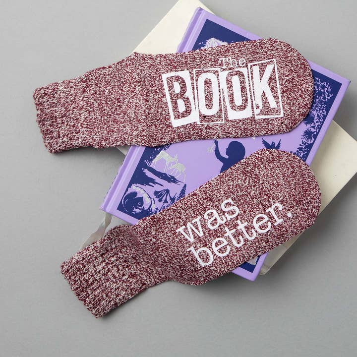 Originelle Geschenksocken mit der Aufschrift „The Book/Was Better“ für den Großhandel von The Obstinate Octopus