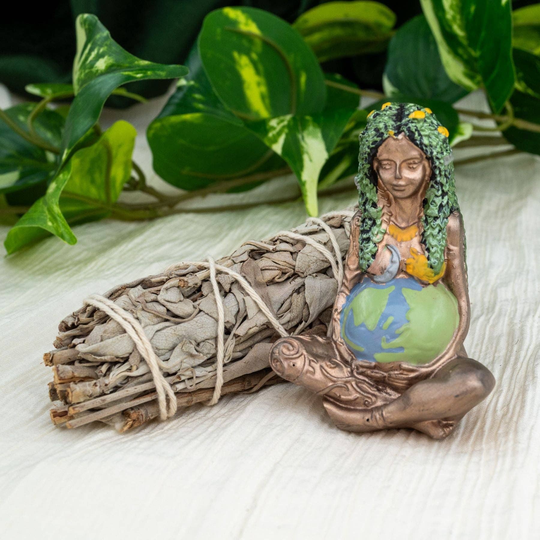 Down To Earth - Wholesale Sculpture - Goddess Gaia Statue: Millyear Mother Earth1