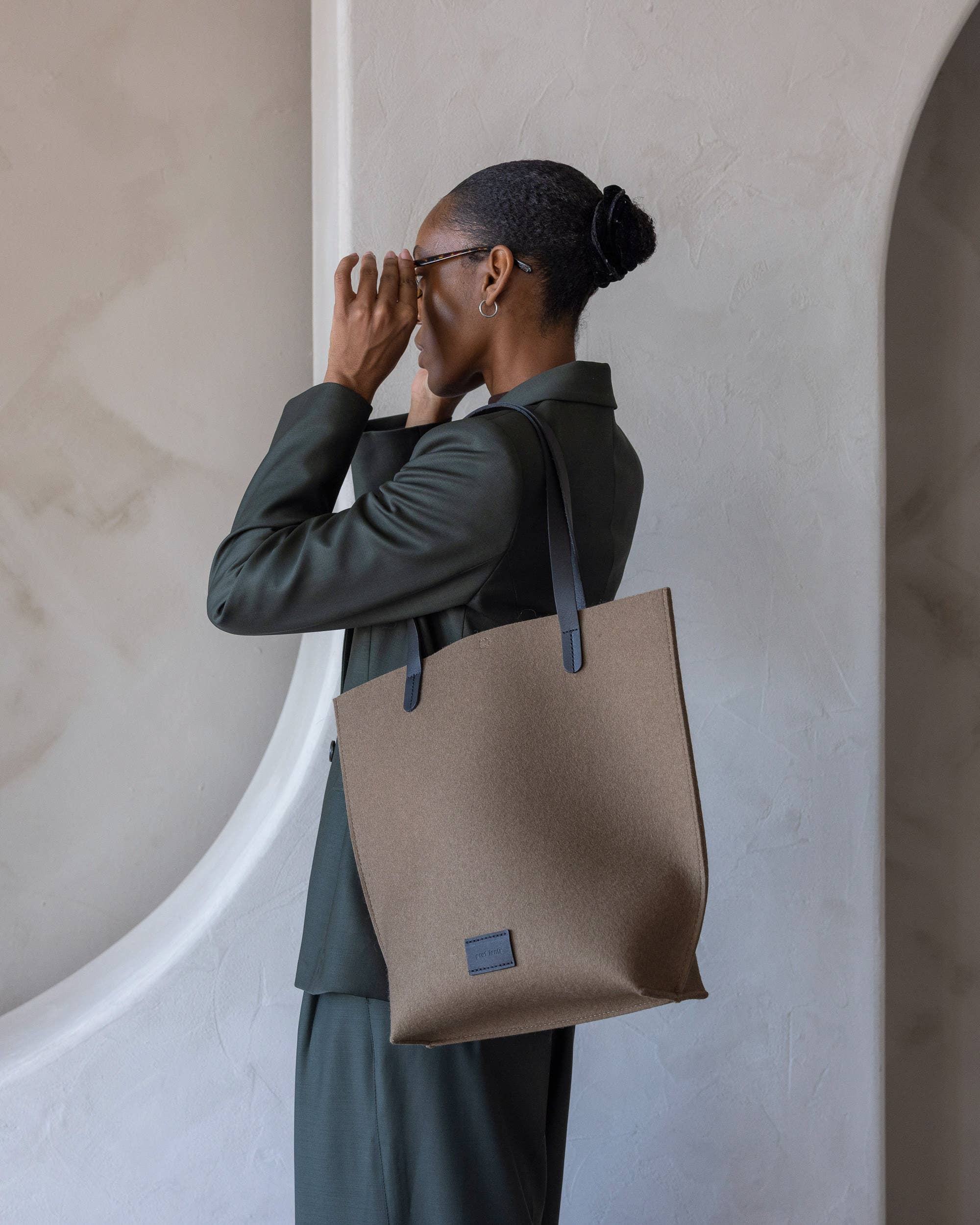 Graf Lantz - Wholesale Tote Bag - Women's - Hana Merino Wool Tote - Cumin Black2