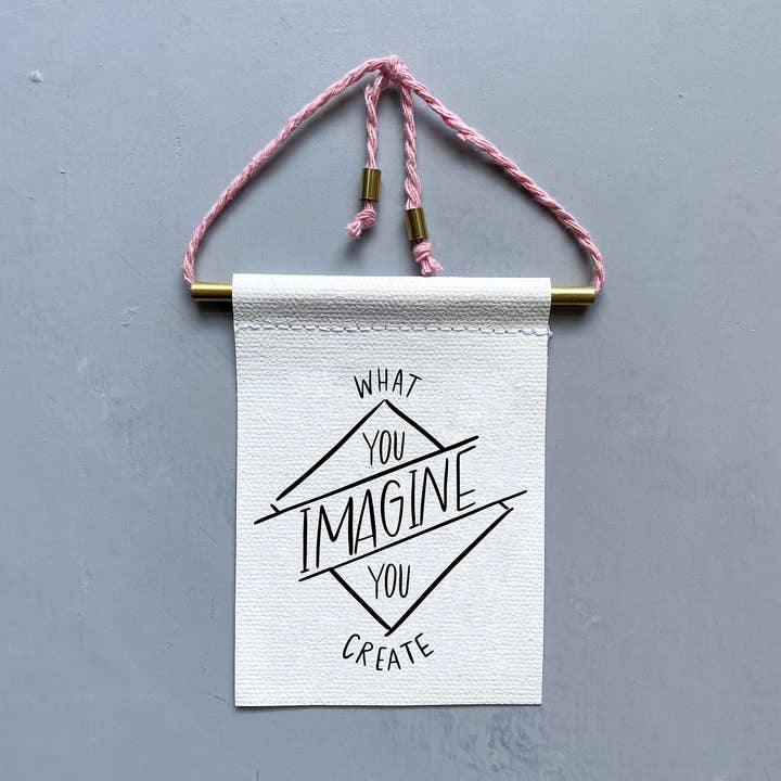 Wat je je voorstelt dat je een koperen en string hangende banner maakt voor wholesale door Studio 336