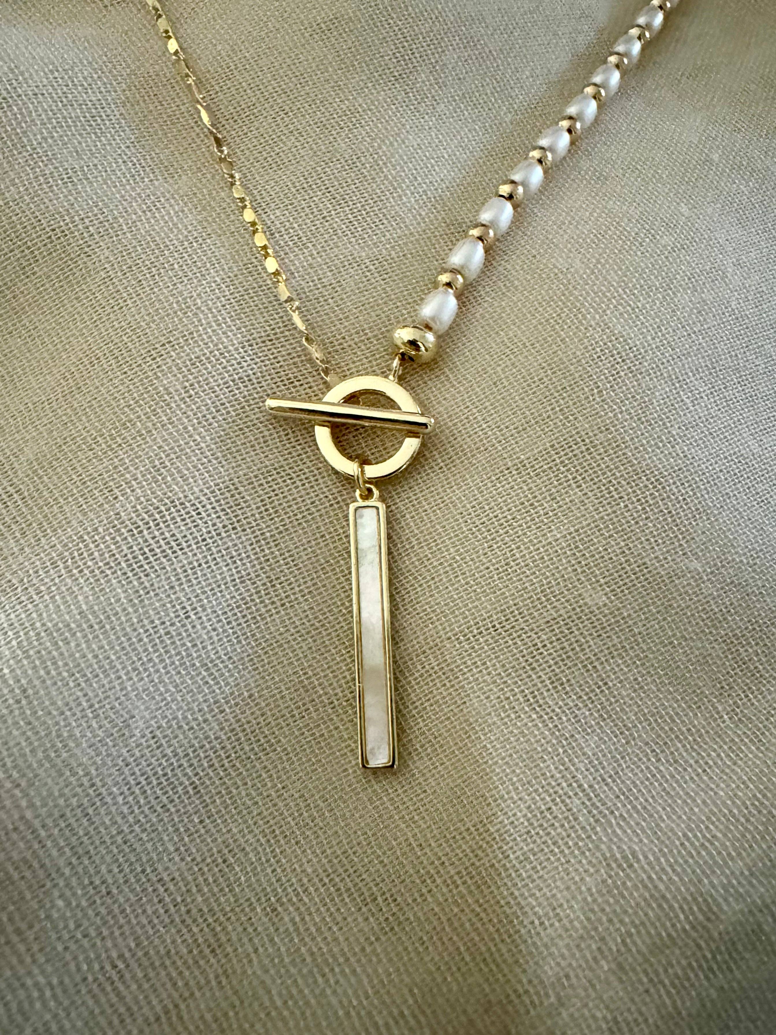 Golden Hour Studio - Wholesale Pendant/Charm Necklace - Mother of pearl4