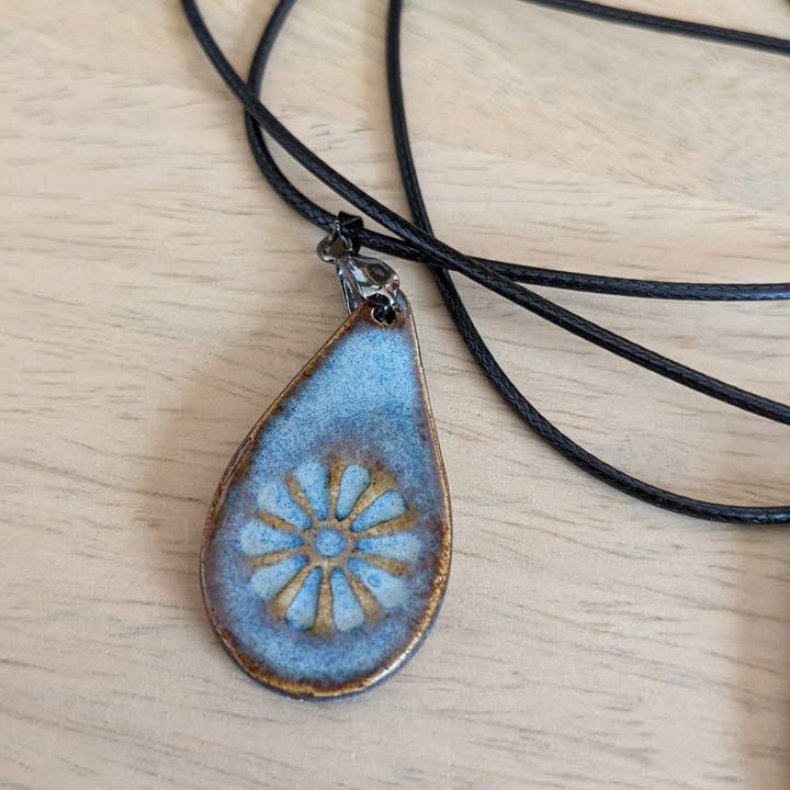 LES POTERIES DE SHAKTI - Wholesale Pendant/Charm Necklace - “Midnight” blue drop ceramic necklace