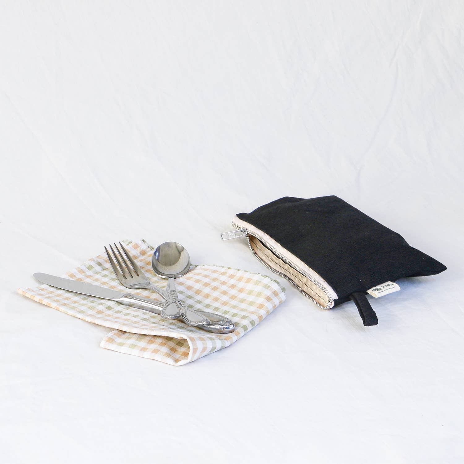 Simple Ecology - Wholesale Pouch - Women's - Organic Cotton Zipper Pouch - Simple Ecology3