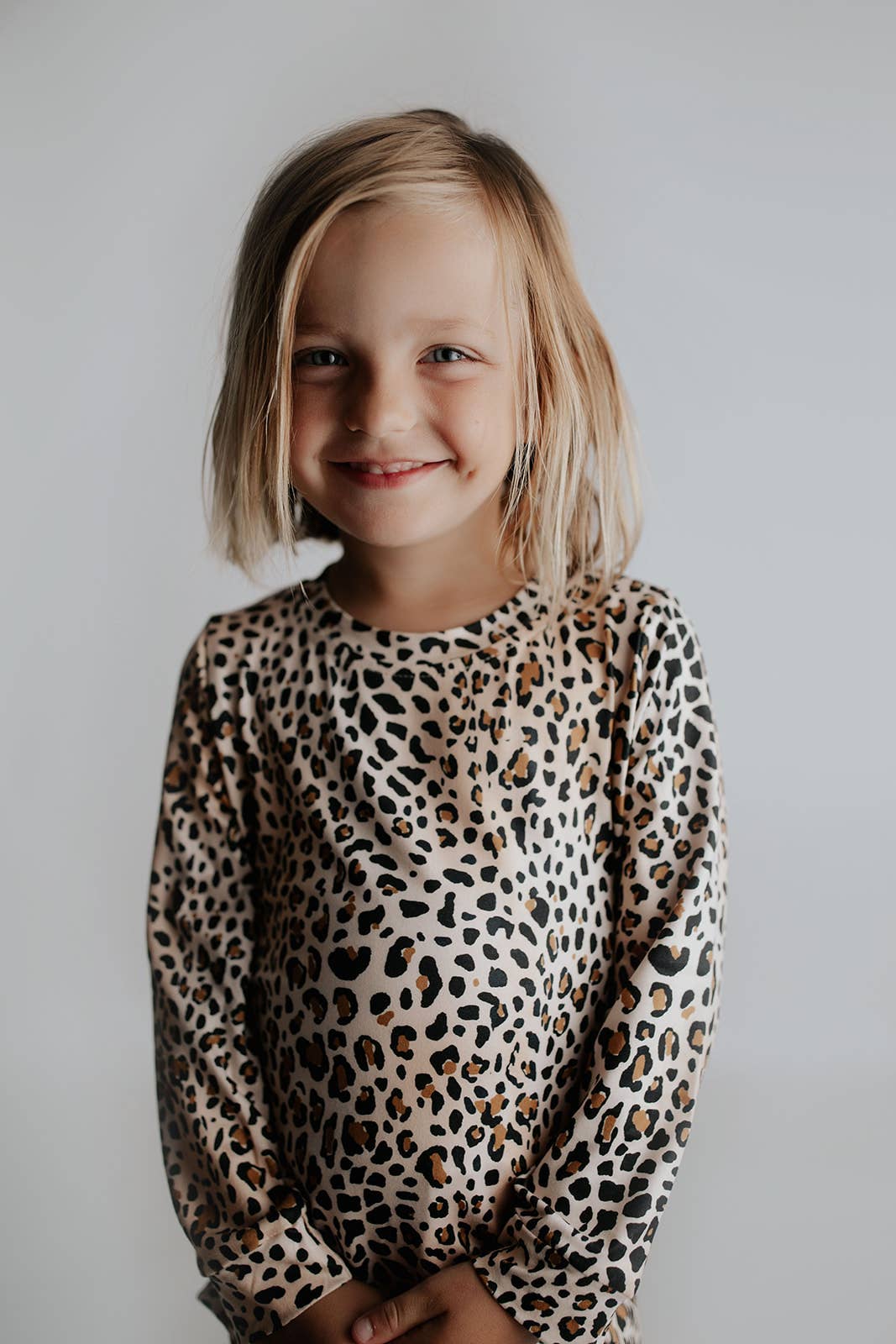 Three Little Tots – Engroshandel Pyjamasæt - Børn – Leopard Jammies Børn Pjs og Lougewear10