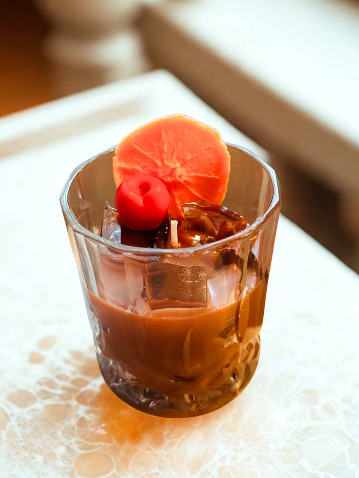 Vela de Bourbon Whiskey Old Fashioned ~ Cóctel ~ 10oz. para venta al por mayor de Martini Candle Co.