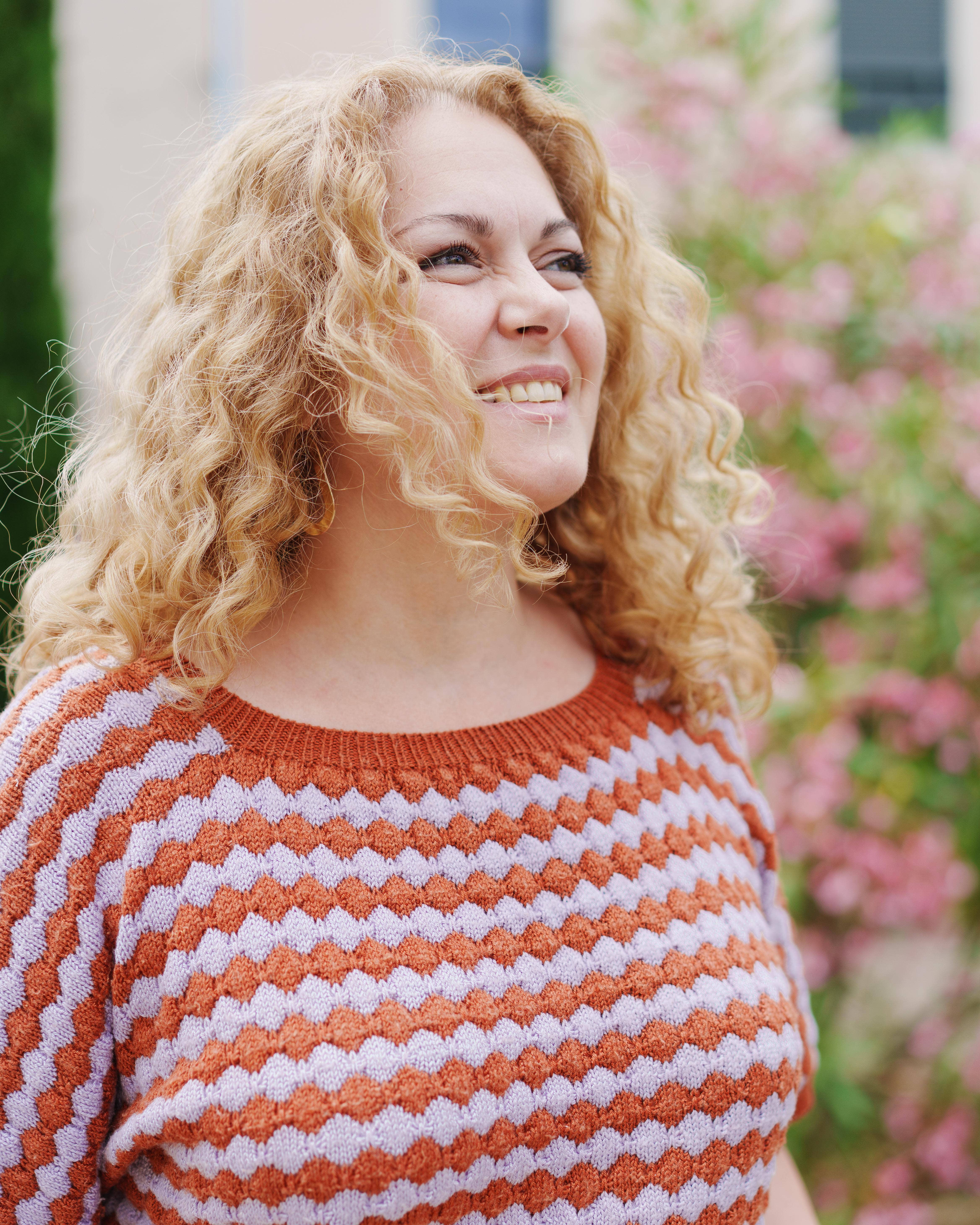 Lise Tailor - Venta al por mayor Material para punto/ganchillo - Patrón de tejido - Top Mona (niños y adultos)1