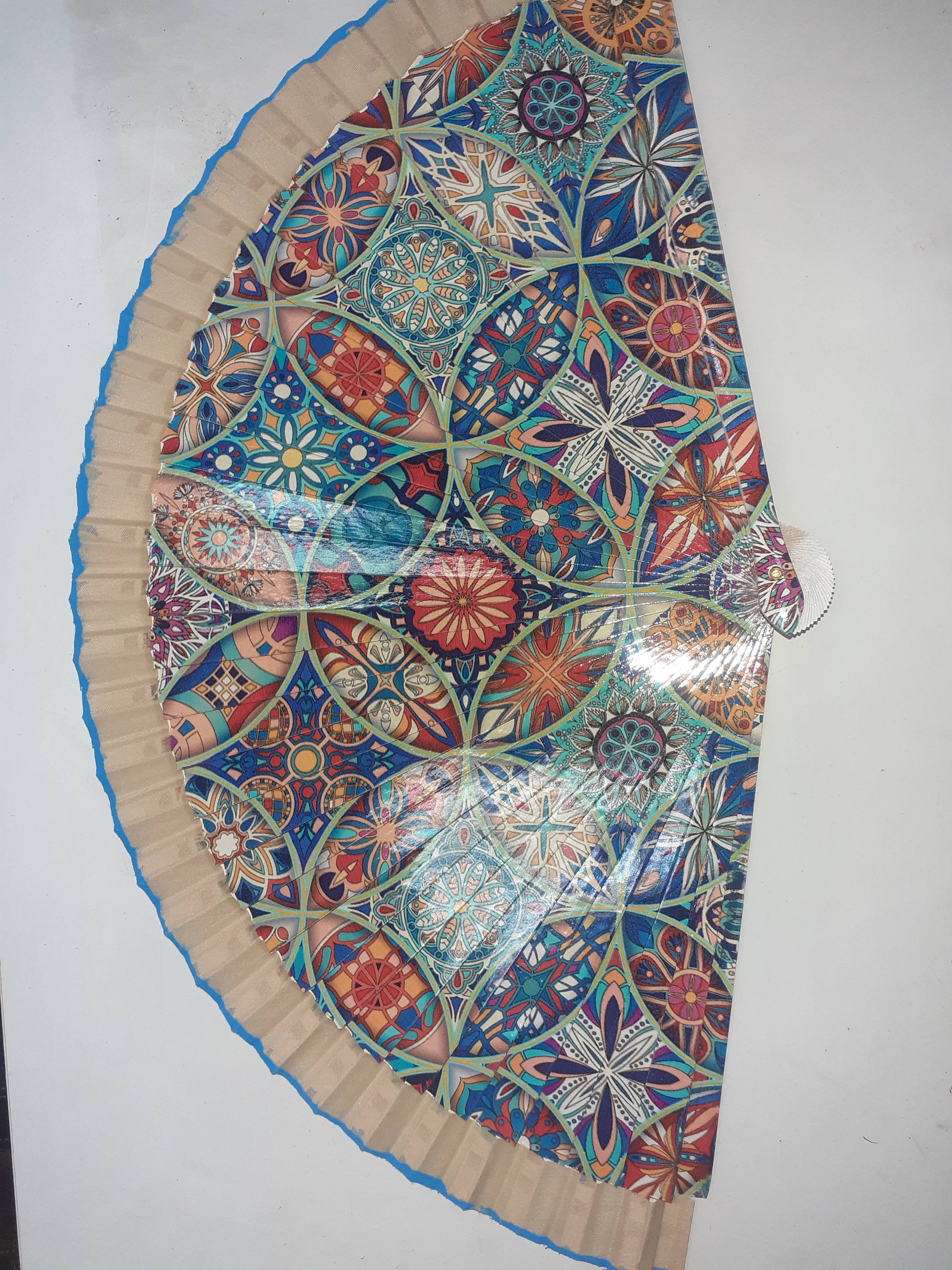 Hecho a mano - Venta al por mayor Ventilador plegable de mano - Abanico de madera3