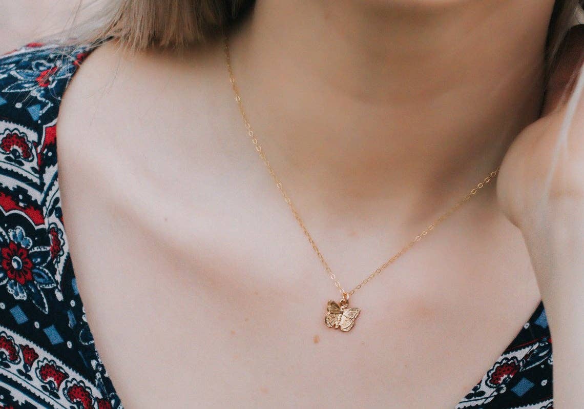 A Worthy Brand - Vente Colliers à pendentif - Collier papillon0