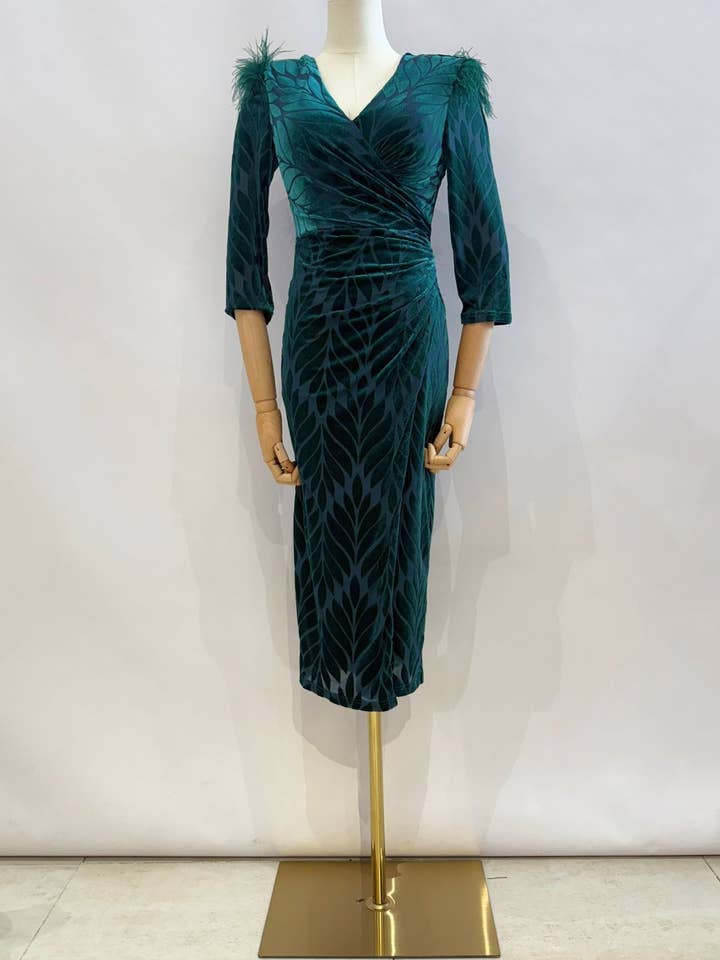 Invitadissimas - Wholesale Dress – Women's - Velvet midi dress 22339-25