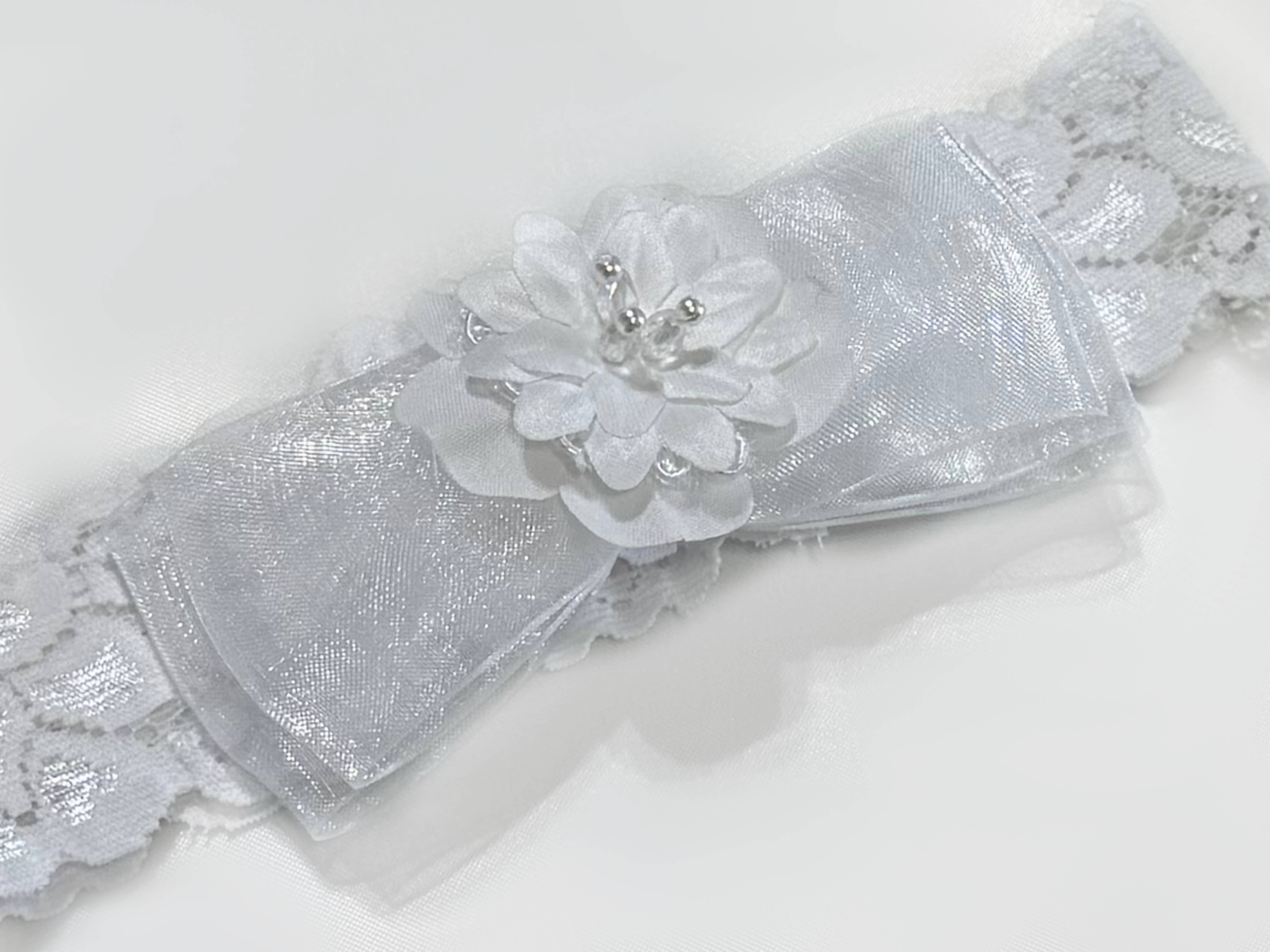 Simply Charming – wholesale Fashion Headband - Baby – White Stretch Lace Headband/Silk Flowers1