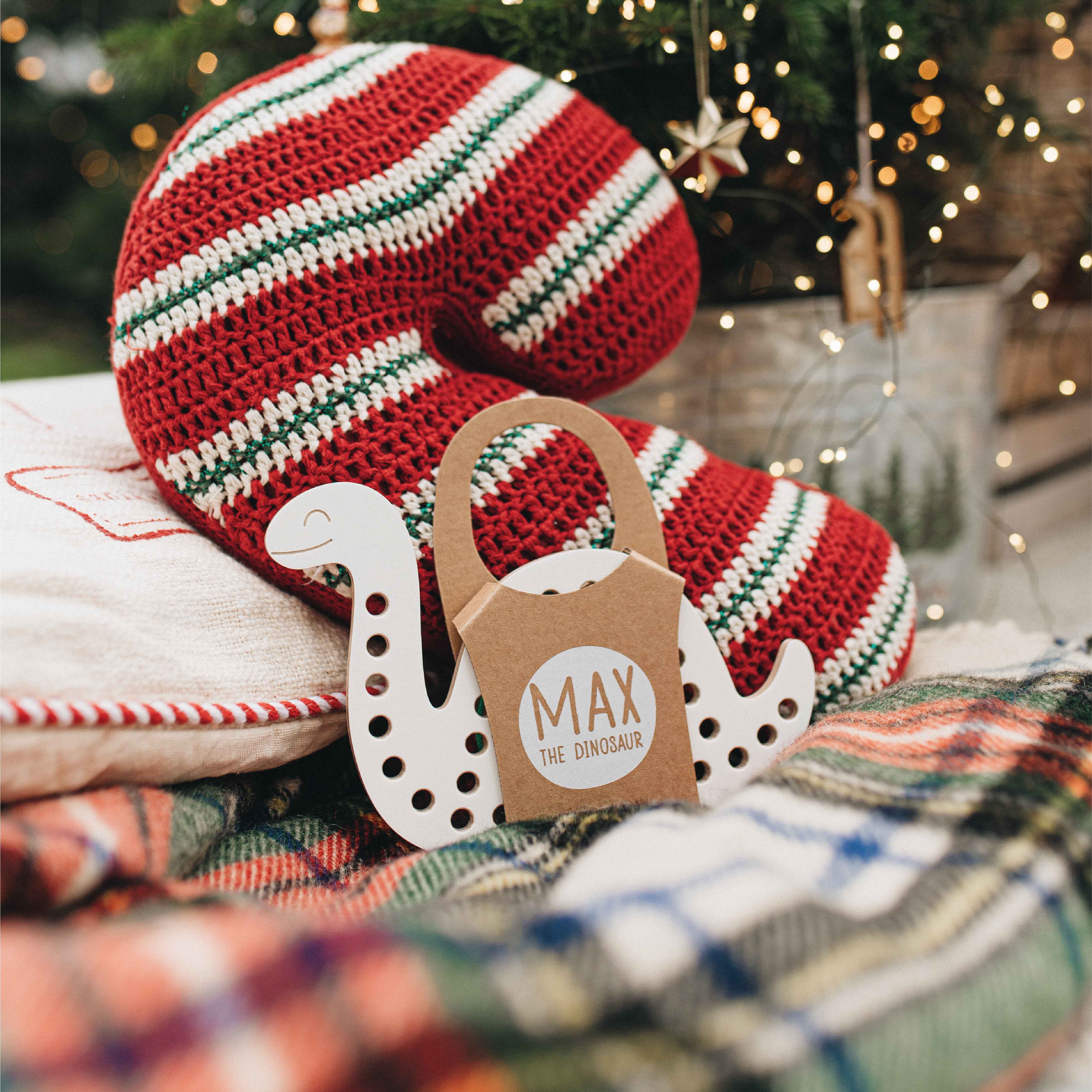 milin – Großhandel Holzspielzeug – Kinder – Max der Dinosaurier - Montessori Holz-Schnürspielzeug