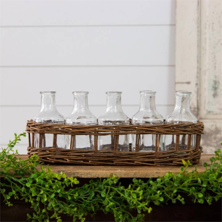 Audrey's Home & Gift - Wholesale Vase - Wicker Basket With Glass Vases (PC)