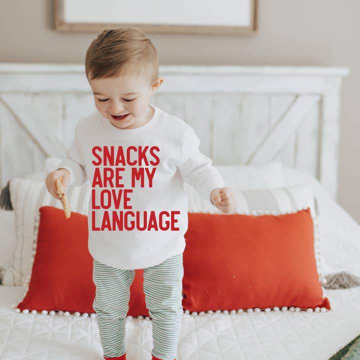 ZZ Threadz – T-shirts estampadas – Criança por atacado – Snacks are my Love Language Graphic Tee Graphic Dia dos Namorados0