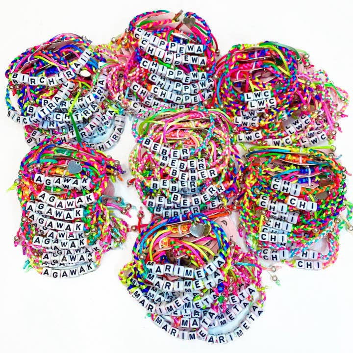Bead Me Silly - Vente Bracelet tissé/tressé - Bracelet de camp personnalisé - Créez votre propre bracelet de camp2