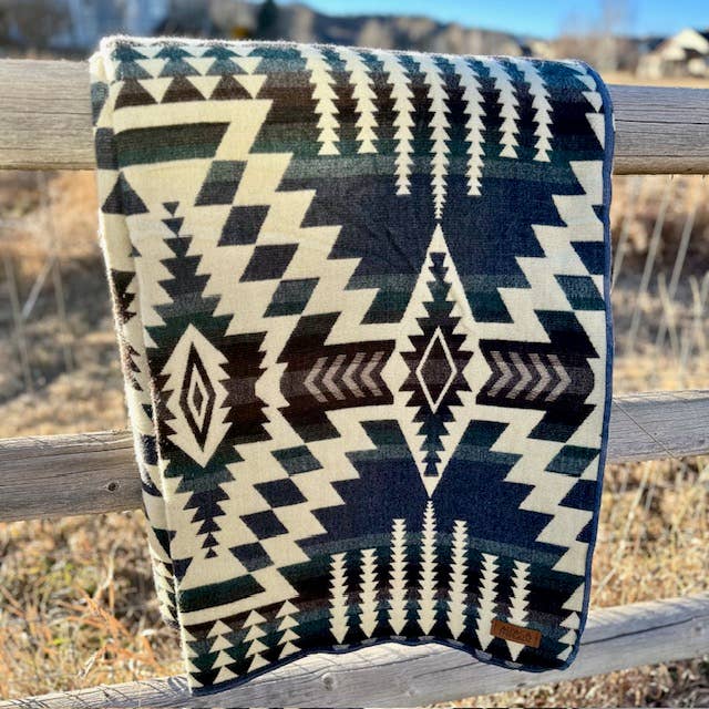 Alpaca Threadz - Wholesale Decoratiedeken - Zuidwest Alpaca Koningin/Gooi Deken – Omkeerbaar Bos5