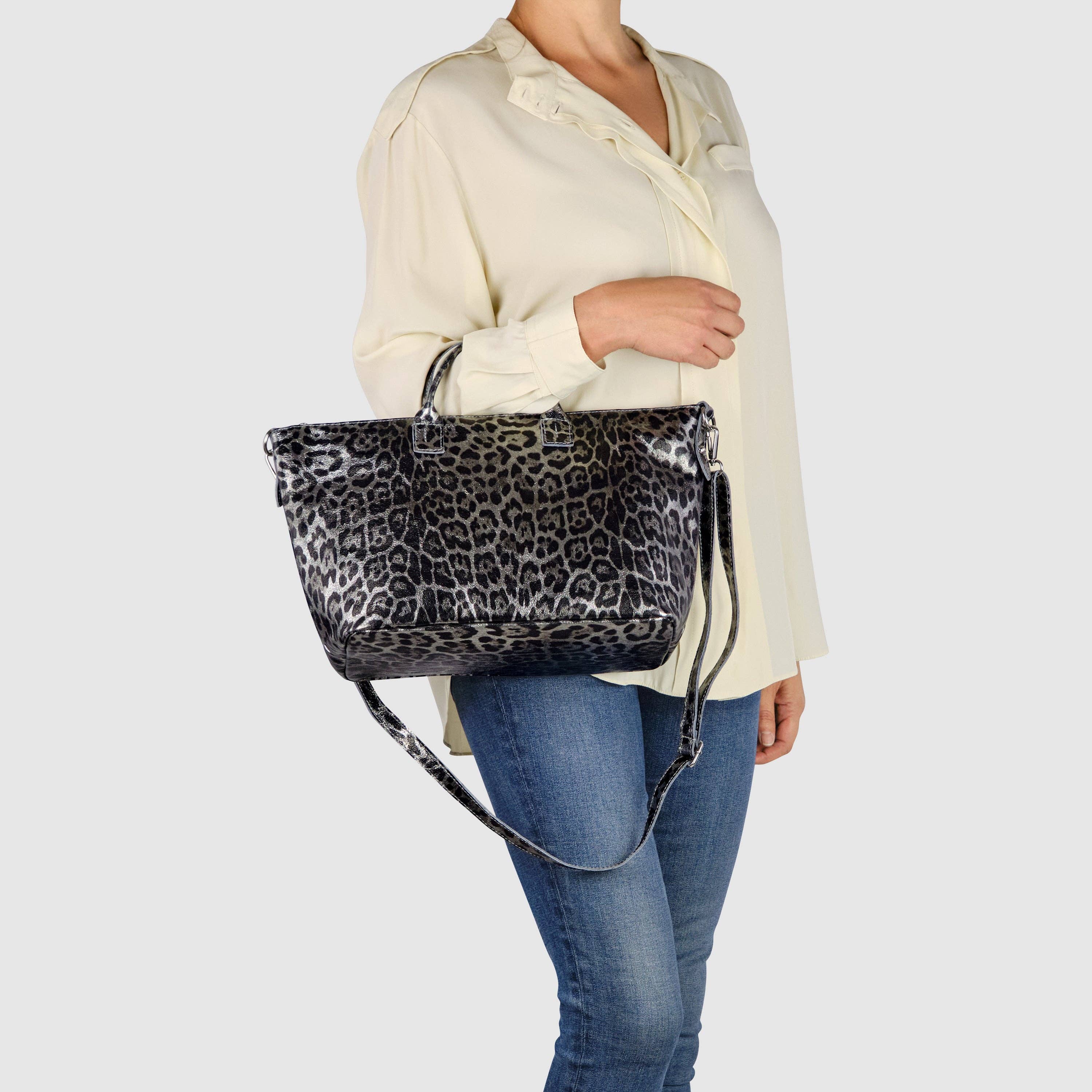 TAKEASY - Vendita all'ingrosso Borsa con manico - Donna - Borsa a Mano in Pelle Scamosciata Metallica Leopardata1